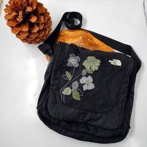 The North Face Crossbody Messenger Bag, Black. Washable
